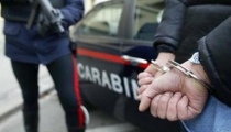 I carabinieri aggrediti dal 32enne